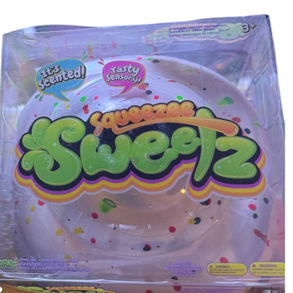 Squeeeze Sweetz Cupcake Jumbo Scented Squishy